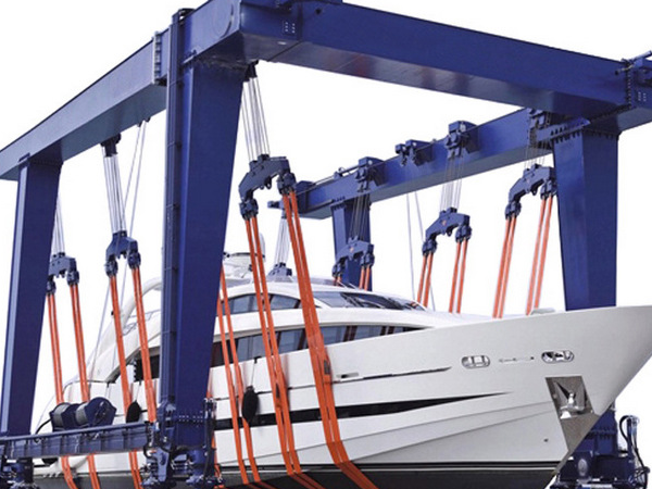 游艇吊安裝法蘭連接和焊接固定哪個更好呢？