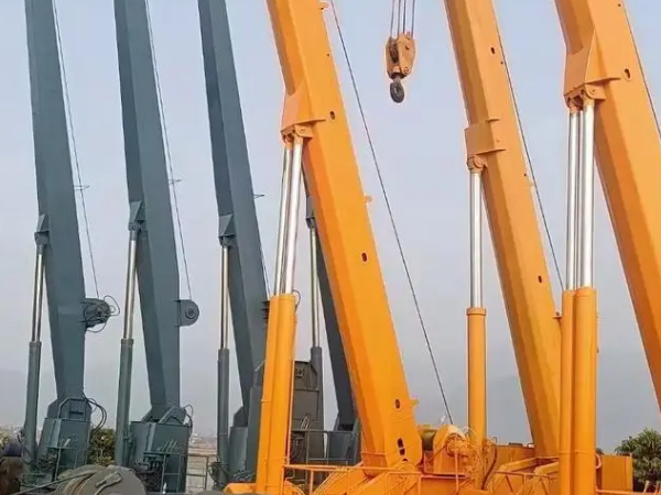 克令吊的安裝現(xiàn)場需要進(jìn)行哪些**檢查？