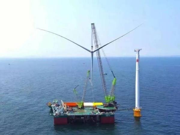 海面漂浮平臺(tái)如何在海洋資源開(kāi)發(fā)中發(fā)揮作用?